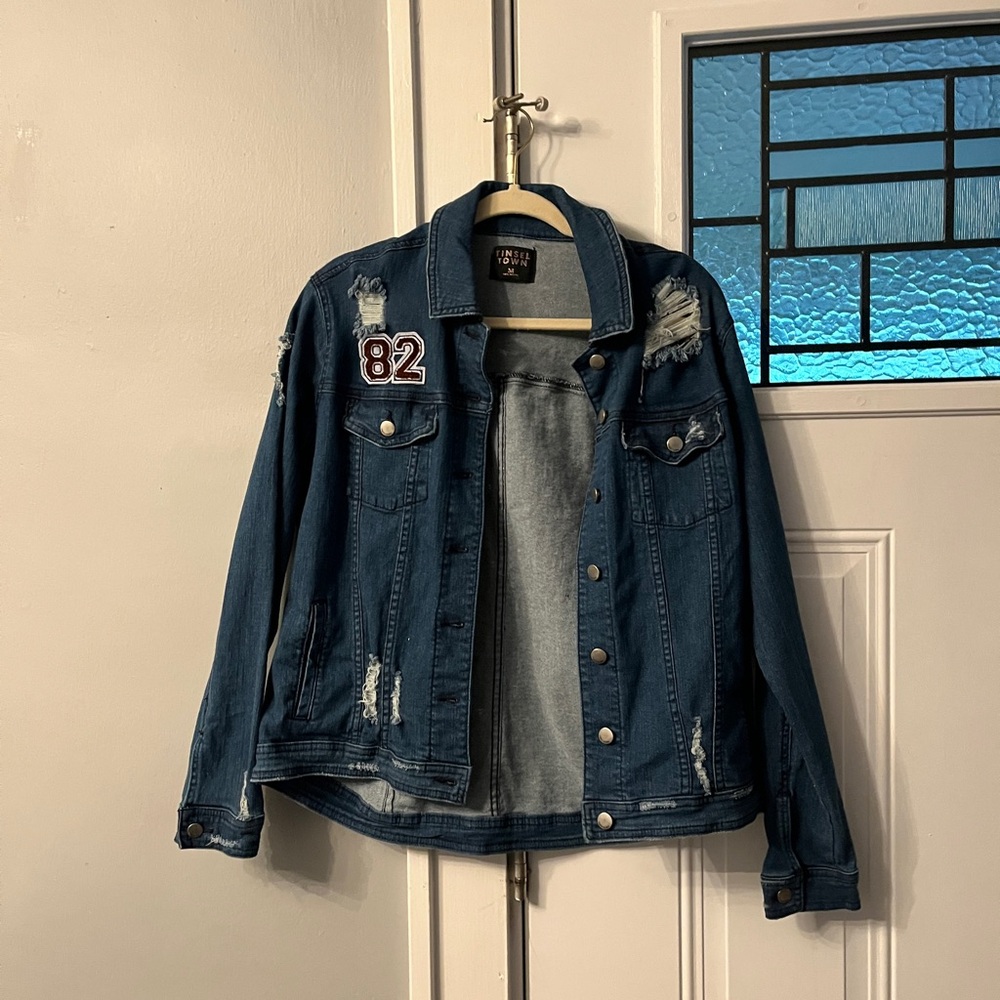 NWT Blue Denim Jacket with Patch Junior’s Sz M